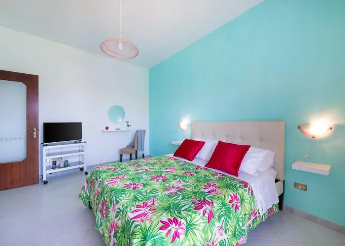 Апартаменты Yourhome - San Valerio Сорренто